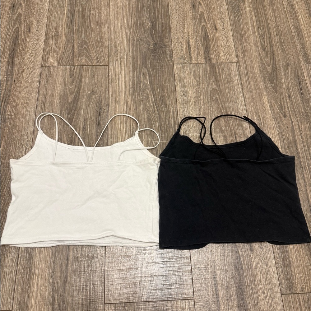 Abercrombie & Fitch Women’s Black And White Cropped Tank Set Of 2 Size M - Picture 6 of 6